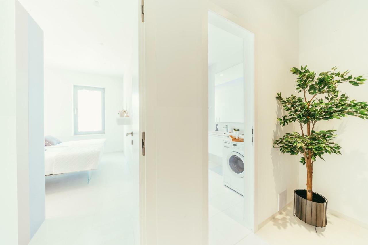 Unique Luxury Designers Apartment Right Next To The Beach Sukošan Exterior foto